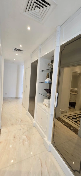 Luxuriöse Palm Jumeirah Signature Villa mit atemberaubender Aussicht und privatem Strandzugang