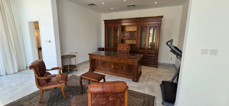 Luxuriöse Palm Jumeirah Signature Villa mit atemberaubender Aussicht und privatem Strandzugang