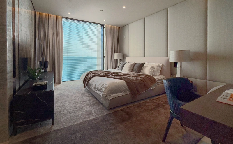 Luxuriöses 5-Schlafzimmer-Penthouse mit privatem Pool, Sauna - Ultimative Raffinesse und Eleganz