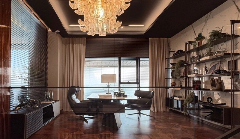 Luxuriöses 5-Schlafzimmer-Penthouse mit privatem Pool, Sauna - Ultimative Raffinesse und Eleganz