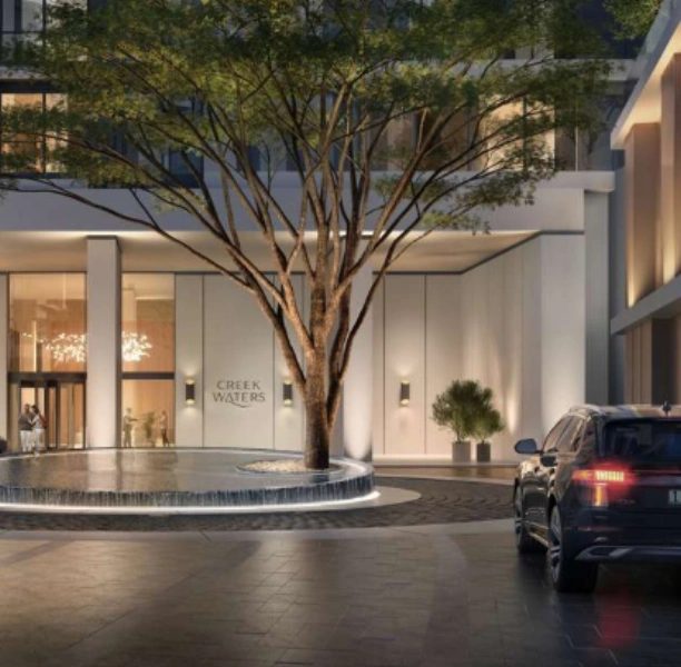 Traumhaftes 4-Zimmer-Triplex in Creek Waters mit Kanalblick