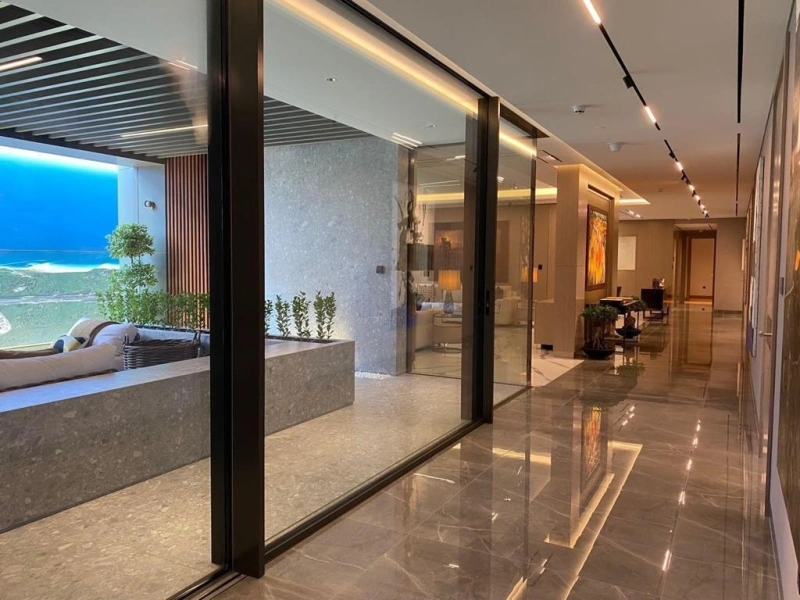 Luxuriöses 4-Zimmer-Apartment mit atemberaubendem Meerblick im The S Tower in Dubai Internet City