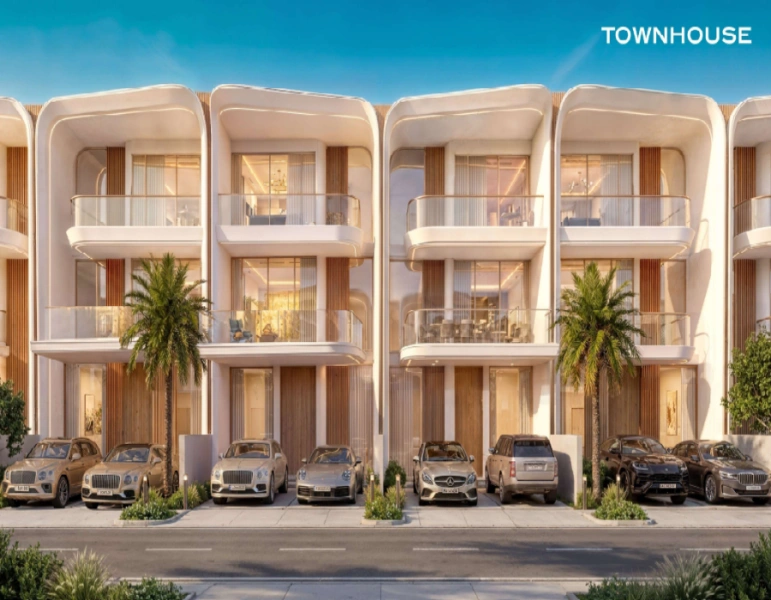 Stilvolles Stadthaus mit drei Schlafzimmern, Dienstmädchenzimmer und modernem Design