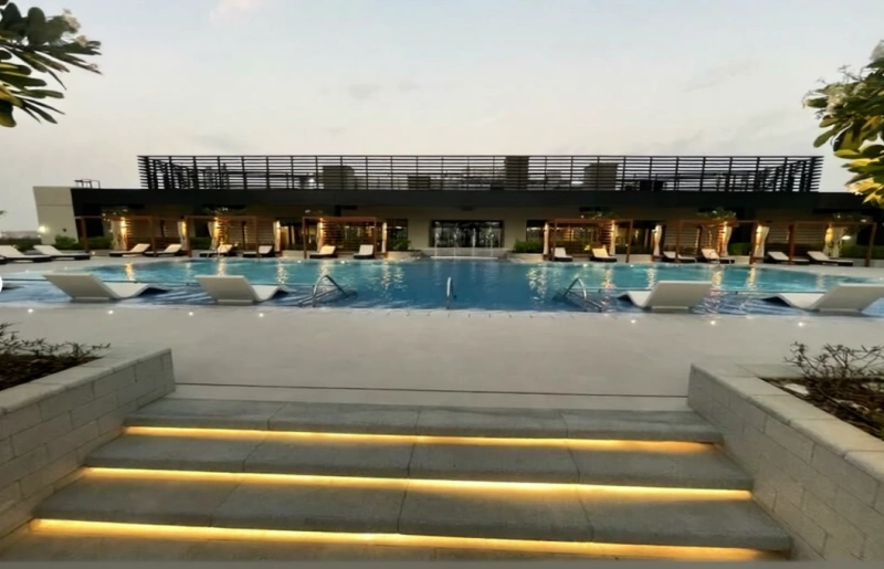 Spacious 1 Bedroom Apartment with Huge Layout!