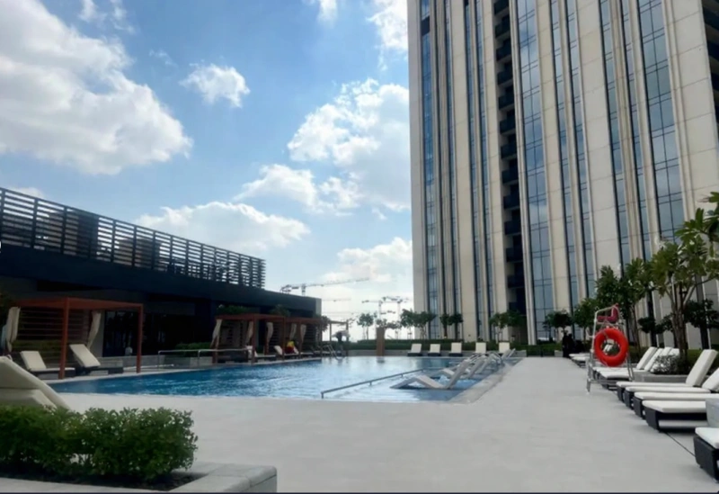 Spacious 1 Bedroom Apartment with Huge Layout!