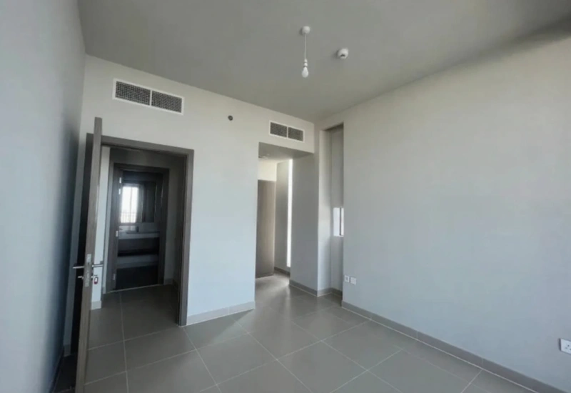 Spacious 1 Bedroom Apartment with Huge Layout!