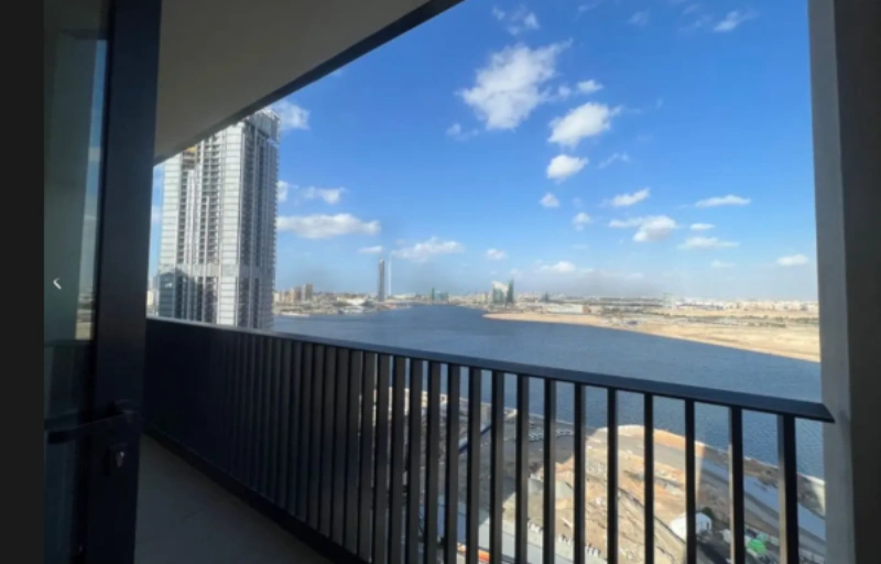 Spacious 1 Bedroom Apartment with Huge Layout!