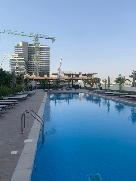 Exquisites Golf-Apartment mit Blick auf den Burj Khalifa in Dubai Hills Estate