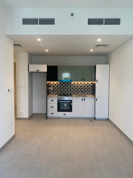 Exquisites Golf-Apartment mit Blick auf den Burj Khalifa in Dubai Hills Estate