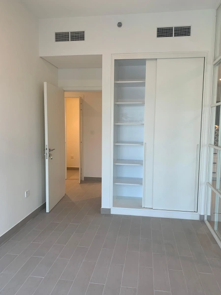 Exquisites Golf-Apartment mit Blick auf den Burj Khalifa in Dubai Hills Estate