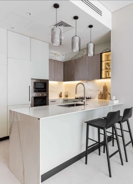 Moderne 3-Zimmer-Wohnung im Lum1nar Tower 2 JVT! Komplett möbliert, luxuriös eingerichtet!