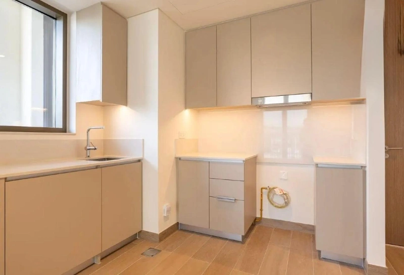 Schicke Ein-Zimmer-Wohnung mit modernem Design