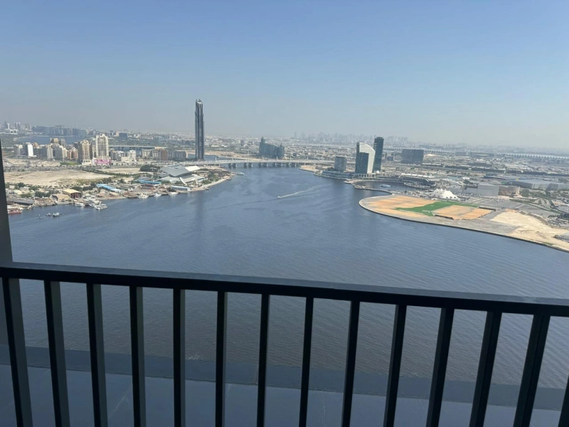 Luxuriöse Dachgeschoss-Wohnung mit 4 Zimmern in Creek Edge - Letzte verfügbare Einheit!