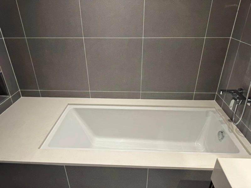 Luxuriöse Dachgeschoss-Wohnung mit 4 Zimmern in Creek Edge - Letzte verfügbare Einheit!