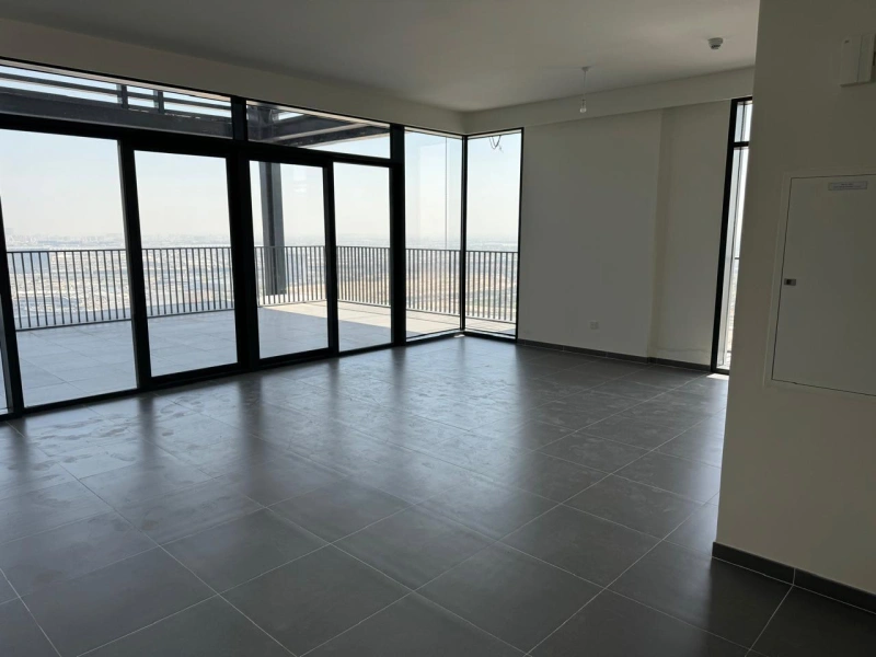 Luxuriöse Dachgeschoss-Wohnung mit 4 Zimmern in Creek Edge - Letzte verfügbare Einheit!