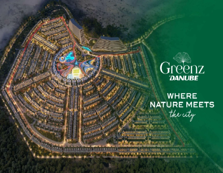 Luxurious Five Bedroom Villa with Maids Room in Modern Design