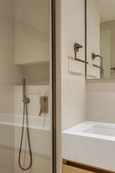 Wunderschön renovierte 3-Zimmer-Wohnung mit atemberaubenden Upgrades