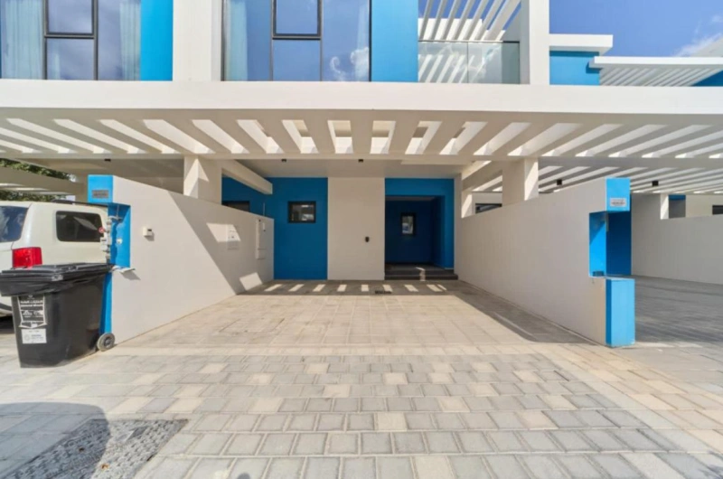 Stilvolles Stadthaus mit 3 Schlafzimmern, voll möbliert - ein Traumhaus erwartet Sie!