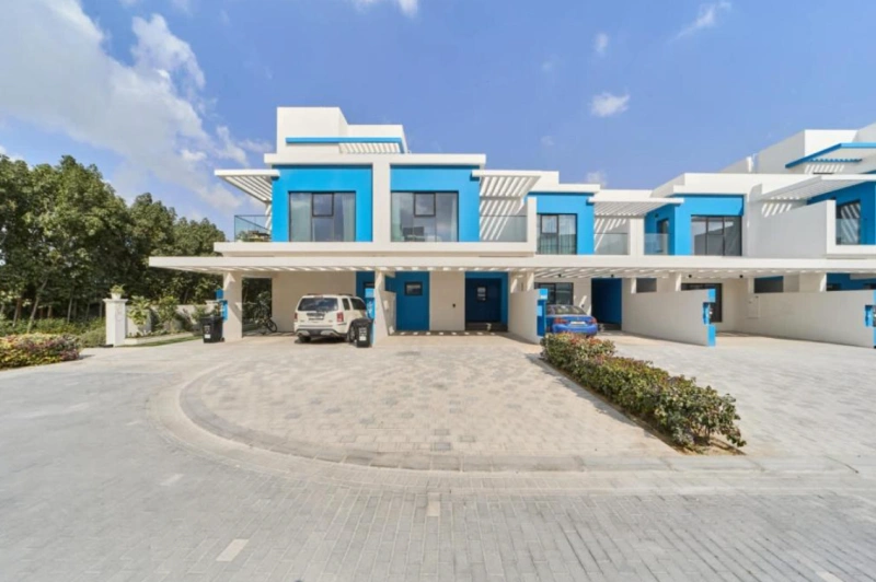 Stilvolles Stadthaus mit 3 Schlafzimmern, voll möbliert - ein Traumhaus erwartet Sie!