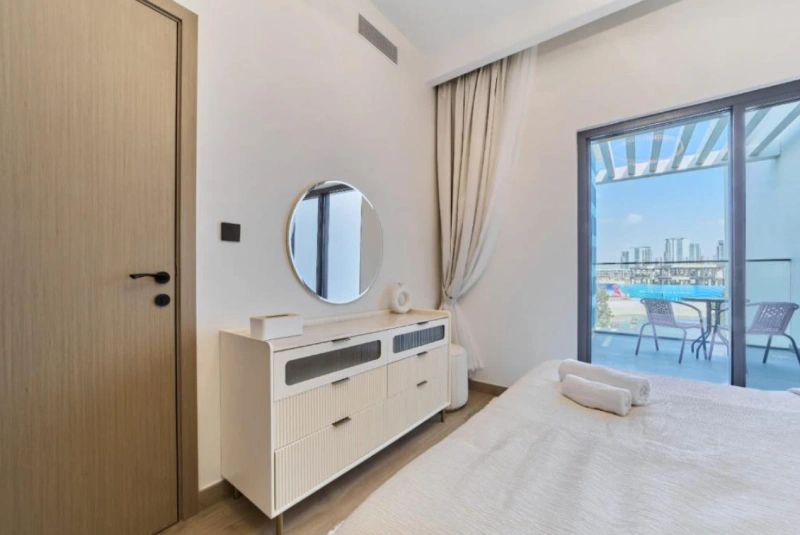 Stilvolles Stadthaus mit 3 Schlafzimmern, voll möbliert - ein Traumhaus erwartet Sie!