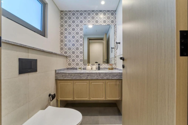 Stilvolles Stadthaus mit 3 Schlafzimmern, voll möbliert - ein Traumhaus erwartet Sie!