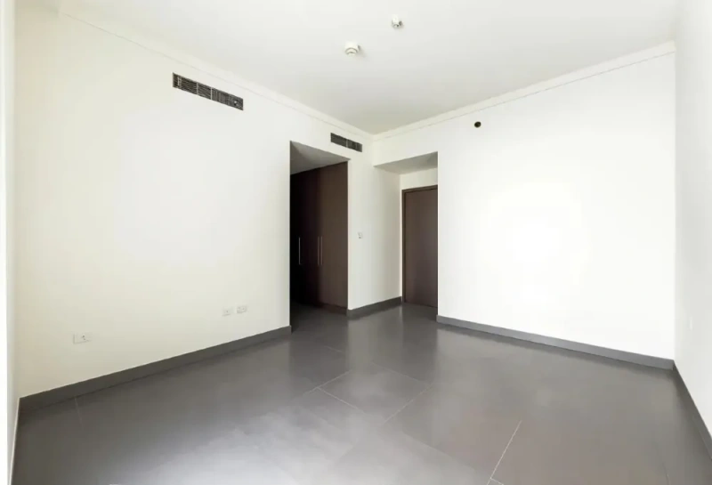 Stunning Three Bedroom Apartment with Modern Design