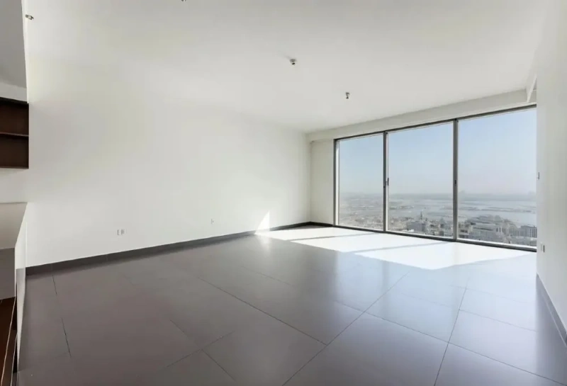 Stunning Three Bedroom Apartment with Modern Design