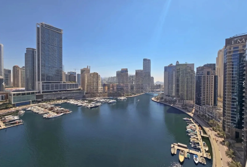 Luxuriöses 3-Zimmer-Apartment mit Dienstbotenzimmer. Vollständig modernisiert!