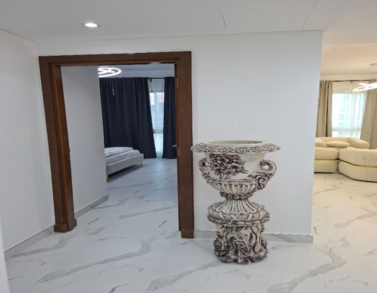 Marina Residences 6 Palm J - 2 Bett + Dienstmädchen - Leerstehend