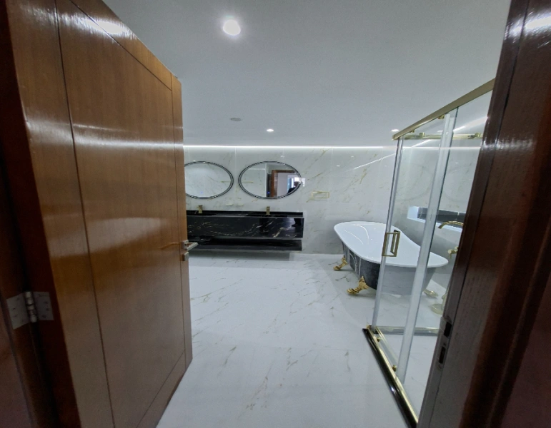 Marina Residences 6 Palm J - 2 Bett + Dienstmädchen - Leerstehend