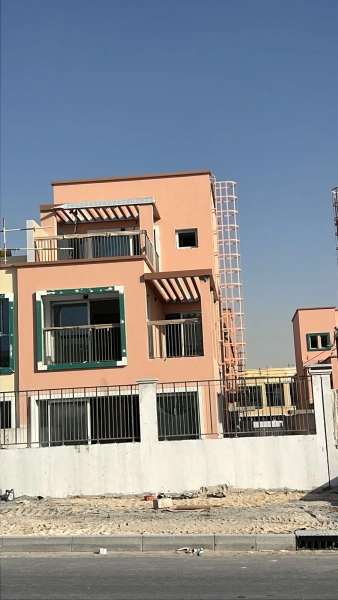 Geräumiges 5-Schlafzimmer-Stadthaus mit riesigem Grundriss und atemberaubender Ausstattung