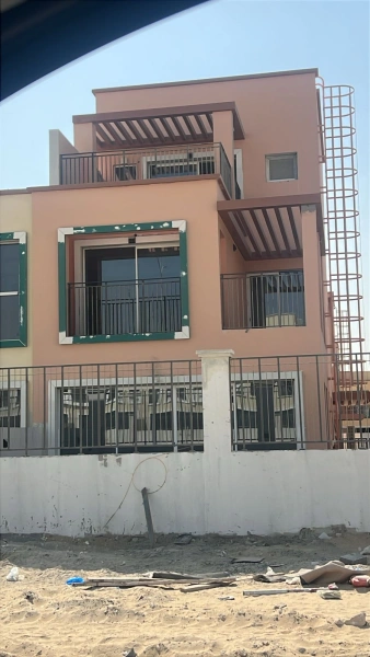 Geräumiges 5-Schlafzimmer-Stadthaus mit riesigem Grundriss und atemberaubender Ausstattung