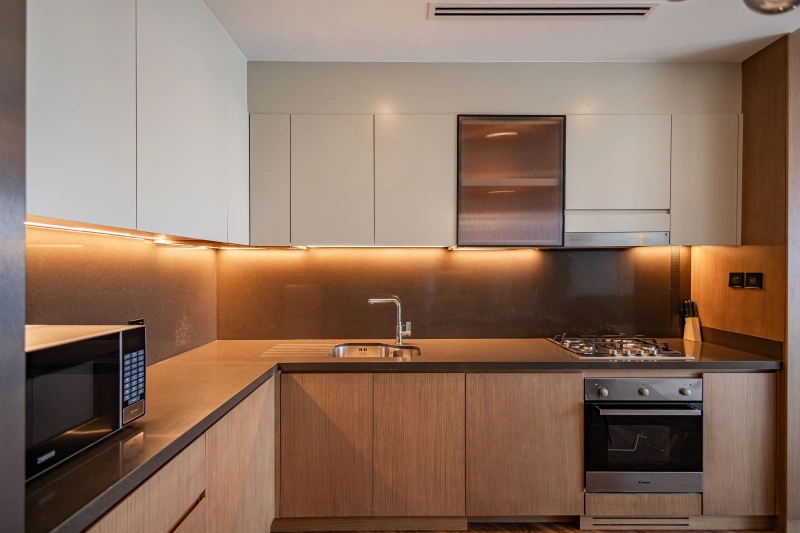 Luxuriöses 2-Zimmer-Apartment mit Meerblick auf hoher Etage