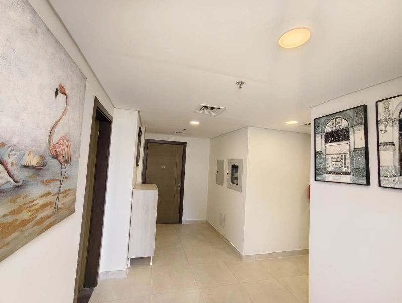 Modernes 1-Zimmer-Apartment mit atemberaubender Aussicht | Ready Property