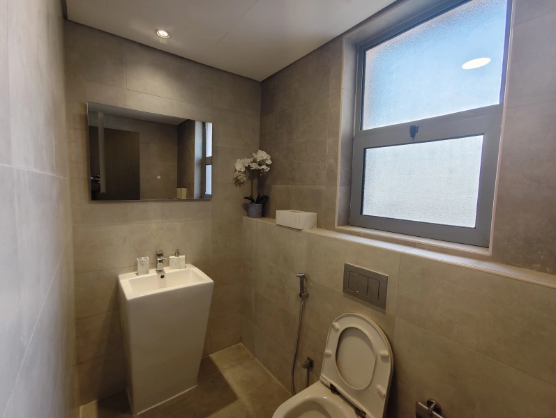 Modernes 1-Zimmer-Apartment mit atemberaubender Aussicht | Ready Property