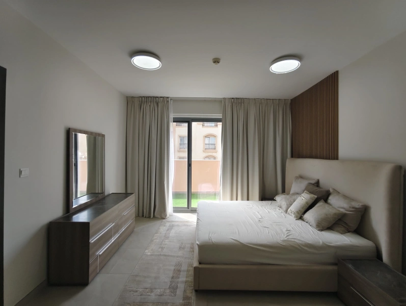 Modernes 1-Zimmer-Apartment mit atemberaubender Aussicht | Ready Property