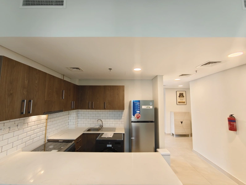 Modernes 1-Zimmer-Apartment mit atemberaubender Aussicht | Ready Property