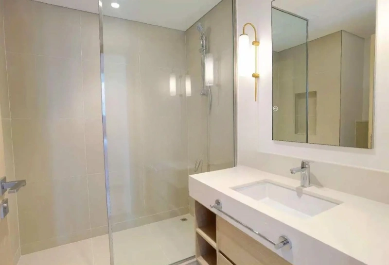 Luxuriöses 2-Schlafzimmer-Apartment mit Dienstmädchenzimmer und atemberaubendem Blick auf den Burj Khalifa