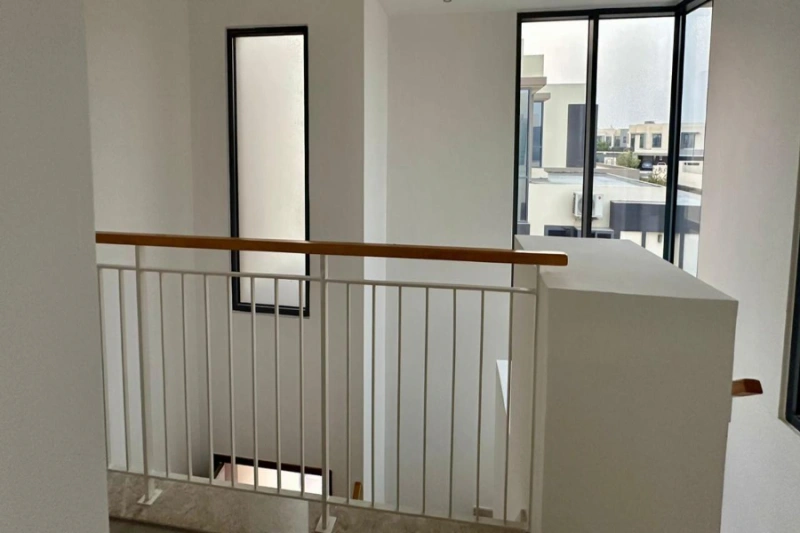 Luxuriöse Villa mit vier Schlafzimmern und modernem Design