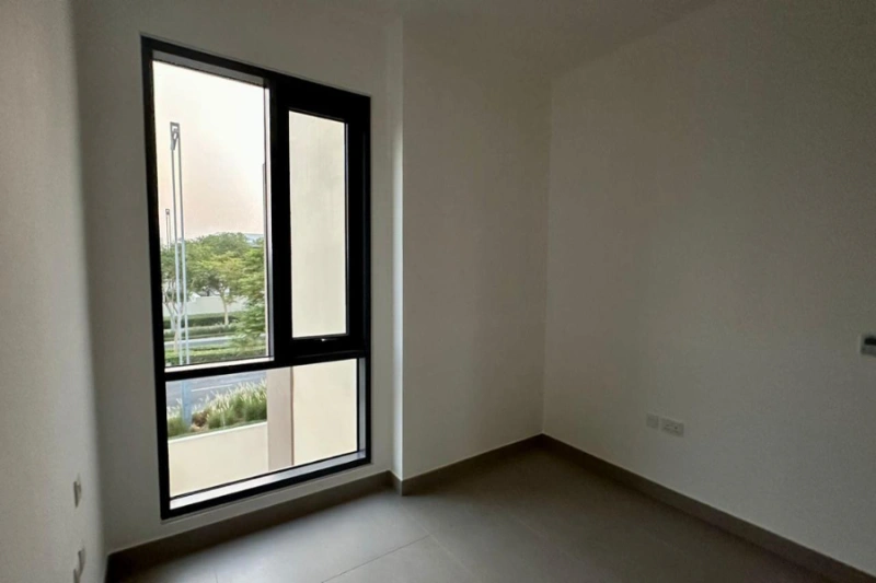 Luxuriöse Villa mit vier Schlafzimmern und modernem Design