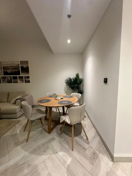 Modernes 1-Zimmer-Apartment mit voller Ausstattung in den Empire Residences in JVC