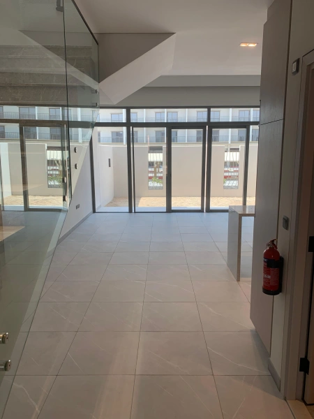 Luxus-Stadthaus mit 4 Schlafzimmern und Blick auf Downtown Dubai in Mag Eye!