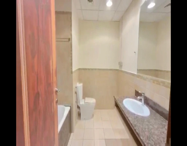 Geräumige 2-Zimmer-Wohnung + Abstellraum | Hochparterre | Blick auf den Yachthafen und die Gemeinde | Sadaf 6 - JBR