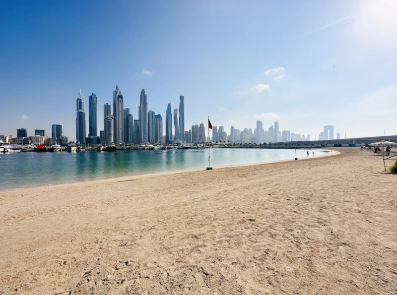 Exklusives 3-Zimmer-Luxusapartment mit Meerblick und Eleganz - Ihr Traum am Strand!