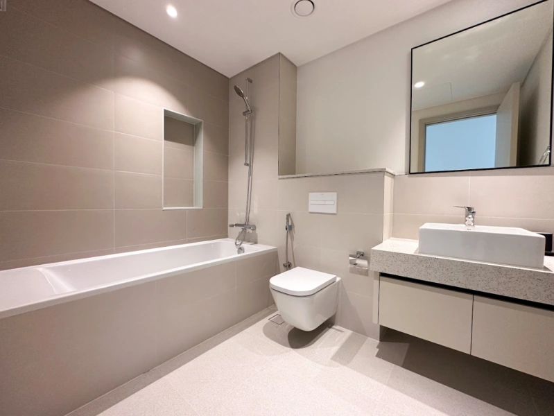 Exklusives 3-Zimmer-Luxusapartment mit Meerblick und Eleganz - Ihr Traum am Strand!