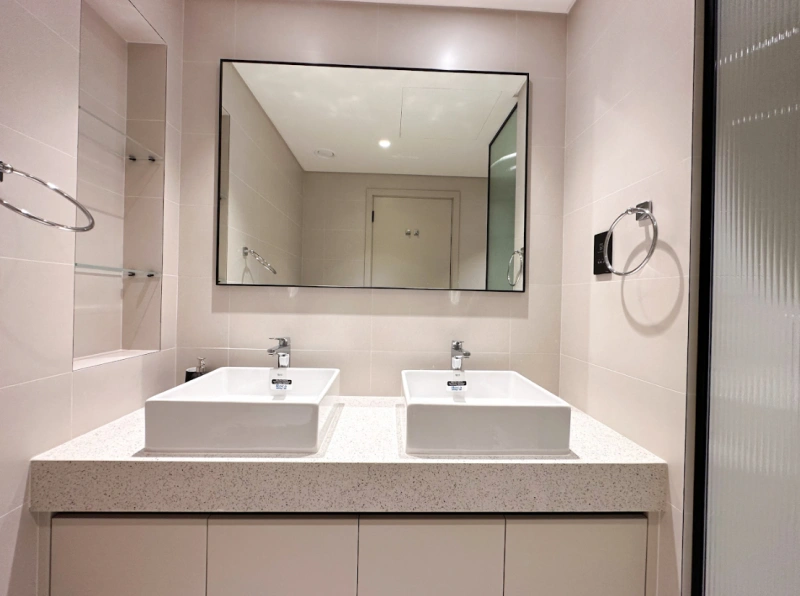 Exklusives 3-Zimmer-Luxusapartment mit Meerblick und Eleganz - Ihr Traum am Strand!