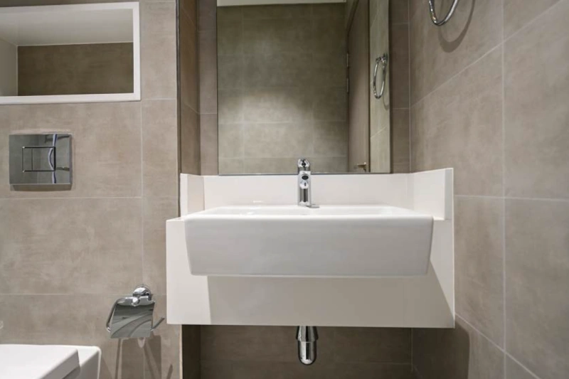 Luxuriöses 3-Zimmer-Apartment mit traumhaftem Blick auf die Lagune & die Skyline von Burj Khalifa