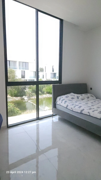 Luxuriöse Villa mit 7 Schlafzimmern, privatem Pool & Garten in Al Barari