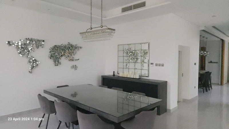 Luxuriöse Villa mit 7 Schlafzimmern, privatem Pool & Garten in Al Barari