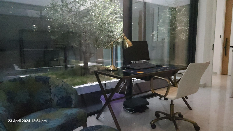 Luxuriöse Villa mit 7 Schlafzimmern, privatem Pool & Garten in Al Barari